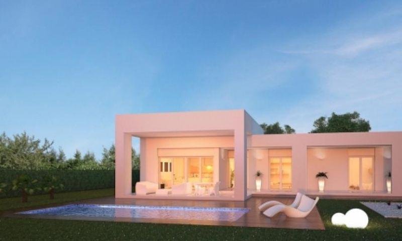 Casa moderna con piscina