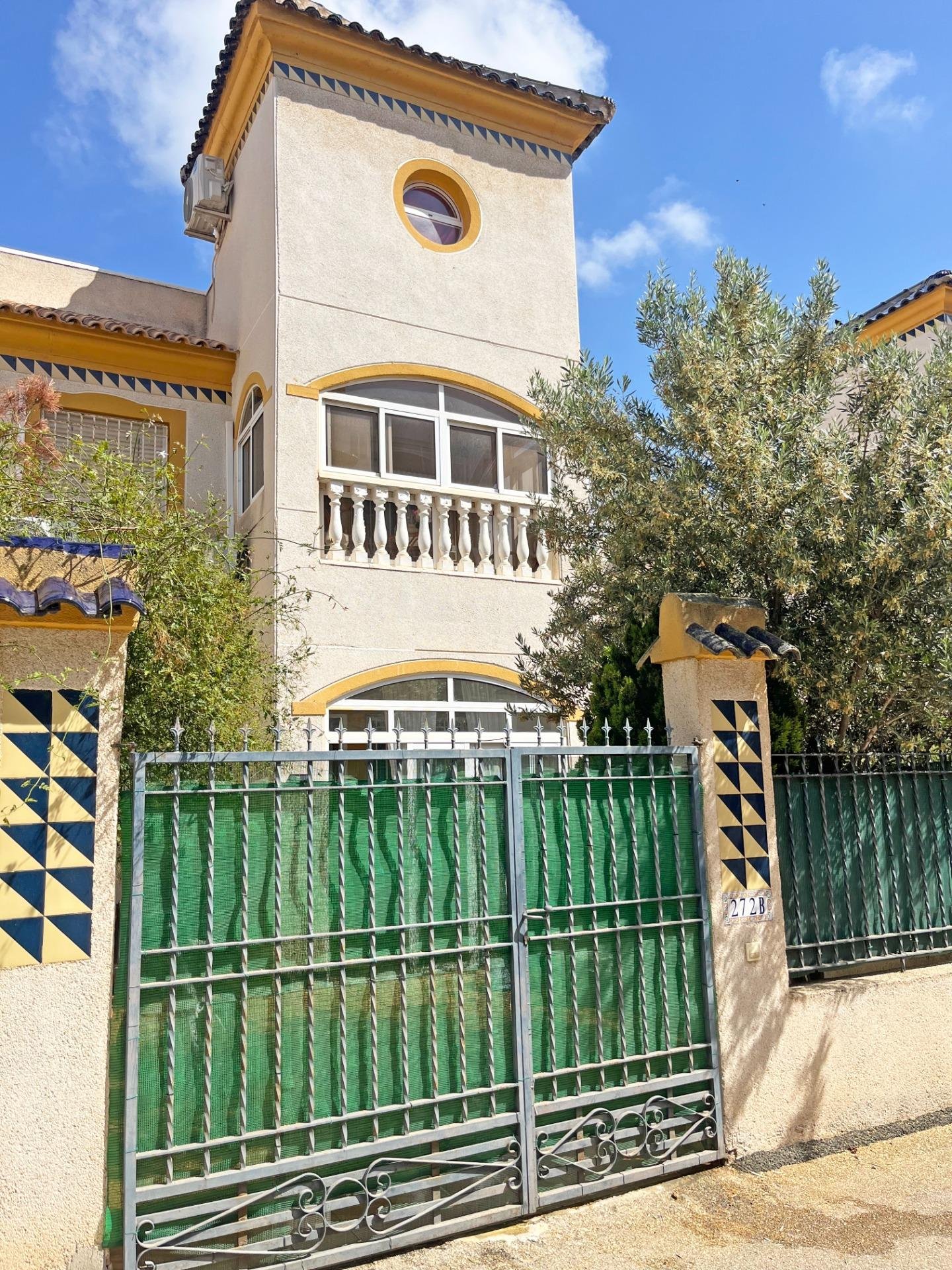Casa de estilo mediterráneo