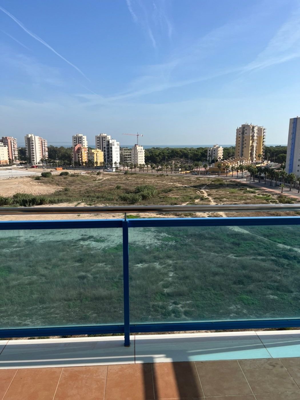 Vista desde un balcón en la costa