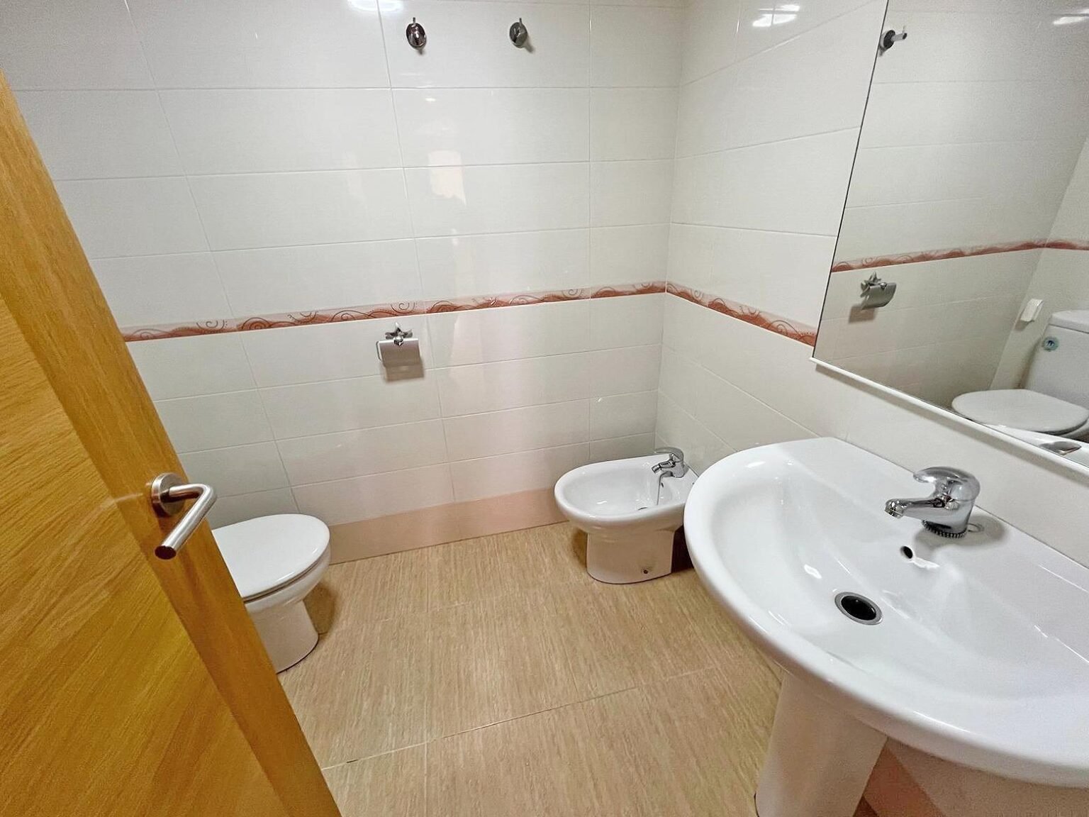 Baño moderno y funcional