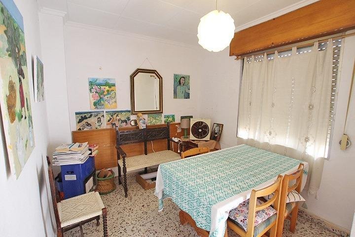 Comedor con decoración tradicional