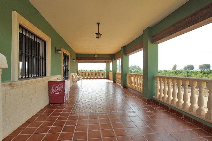 Terraza con vista a viñedos