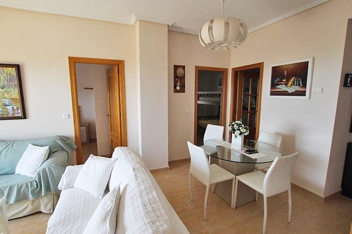 Sala de estar y comedor